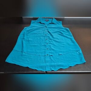 Rave Turquoise Button Down Sleeveless Top